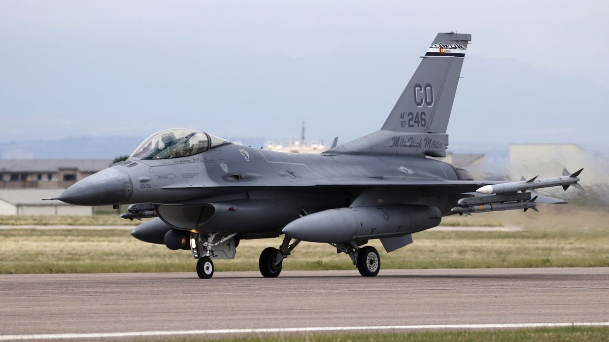 Ukrajinští piloti se budou zacvičovat na F-16 pod vedením Dánska a Nizozemska